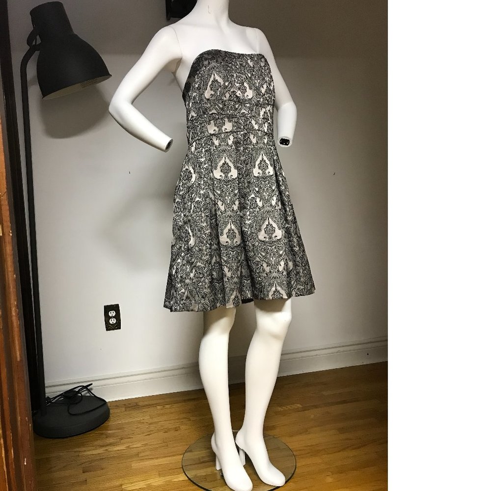 NWT Le Chateau PLUS SIZE Jacquard Fit & Flare Dress Champagne Gold Black…